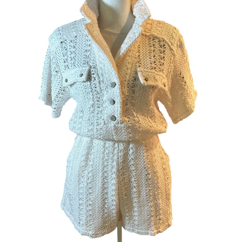 AKIRA Ivory Textured Short Sleeve Crochet Romper - Picture 2 of 12